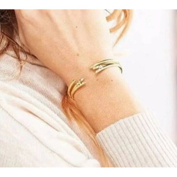 Michelle Campbell Gold Plated 2 Piece Bracelet Talon Cuff Set With Bag - Picture 6 of 6